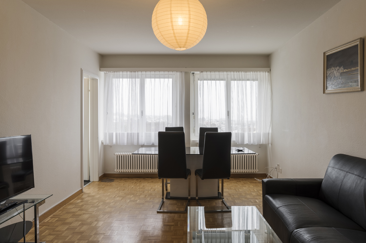 Solothurn large apartment bedroom